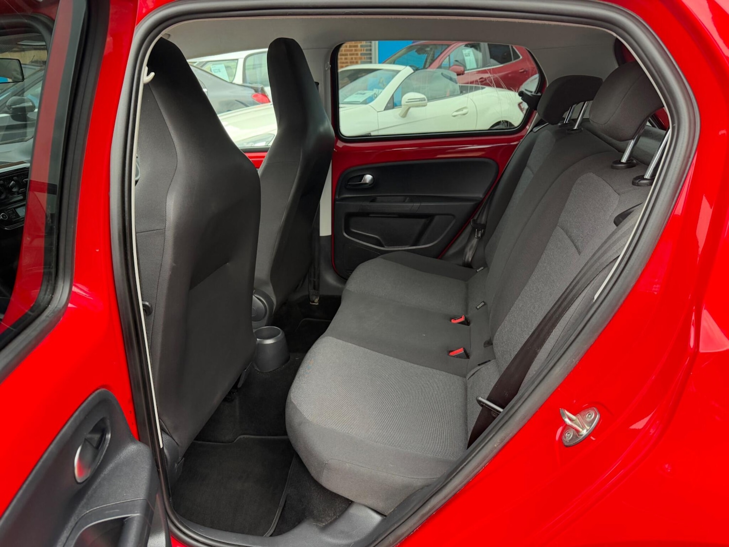 Used Volkswagen up! 2013 for sale - 77994190: Photo 37