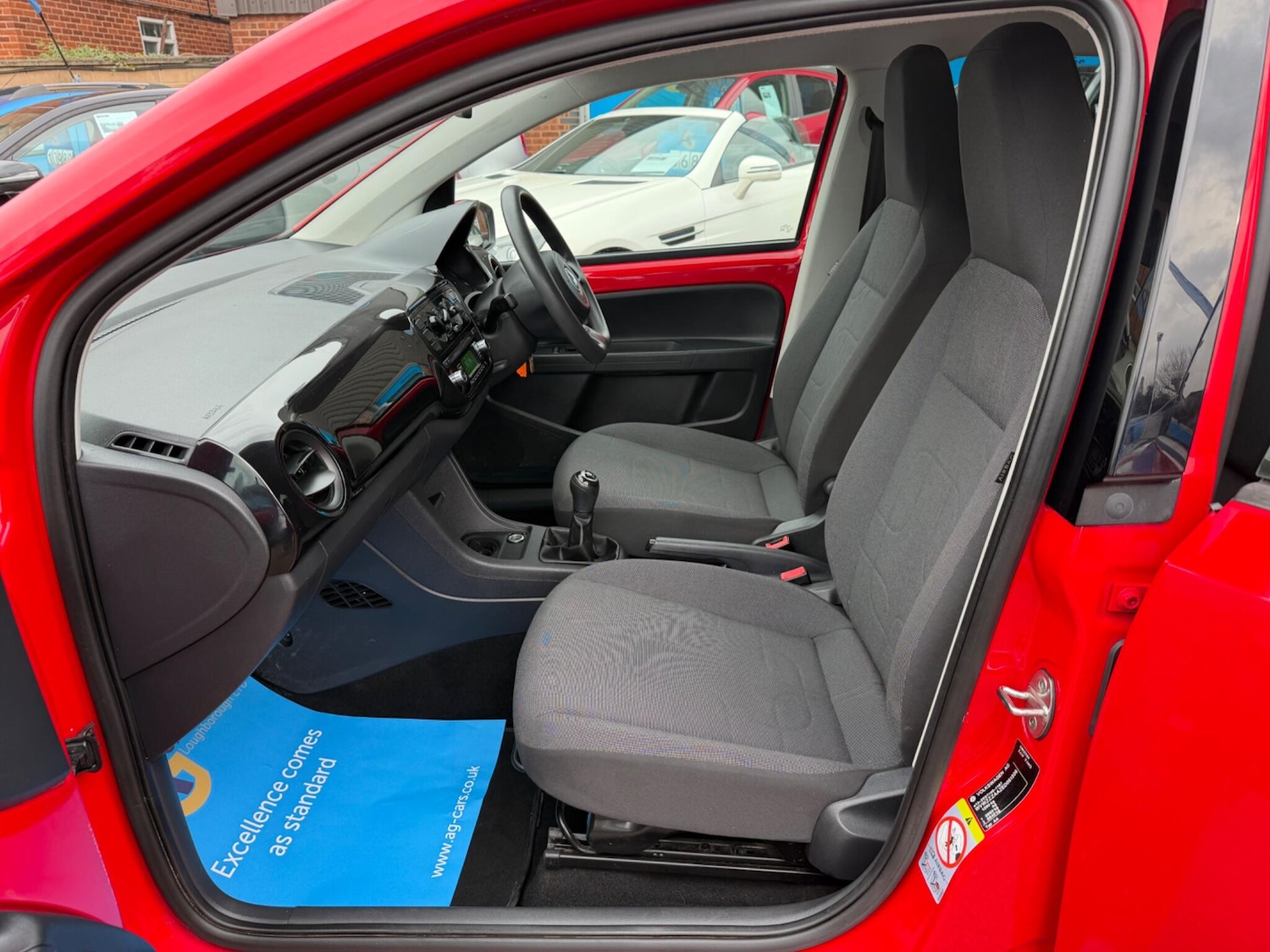 Used Volkswagen up! 2013 for sale - 77994190: Photo 41