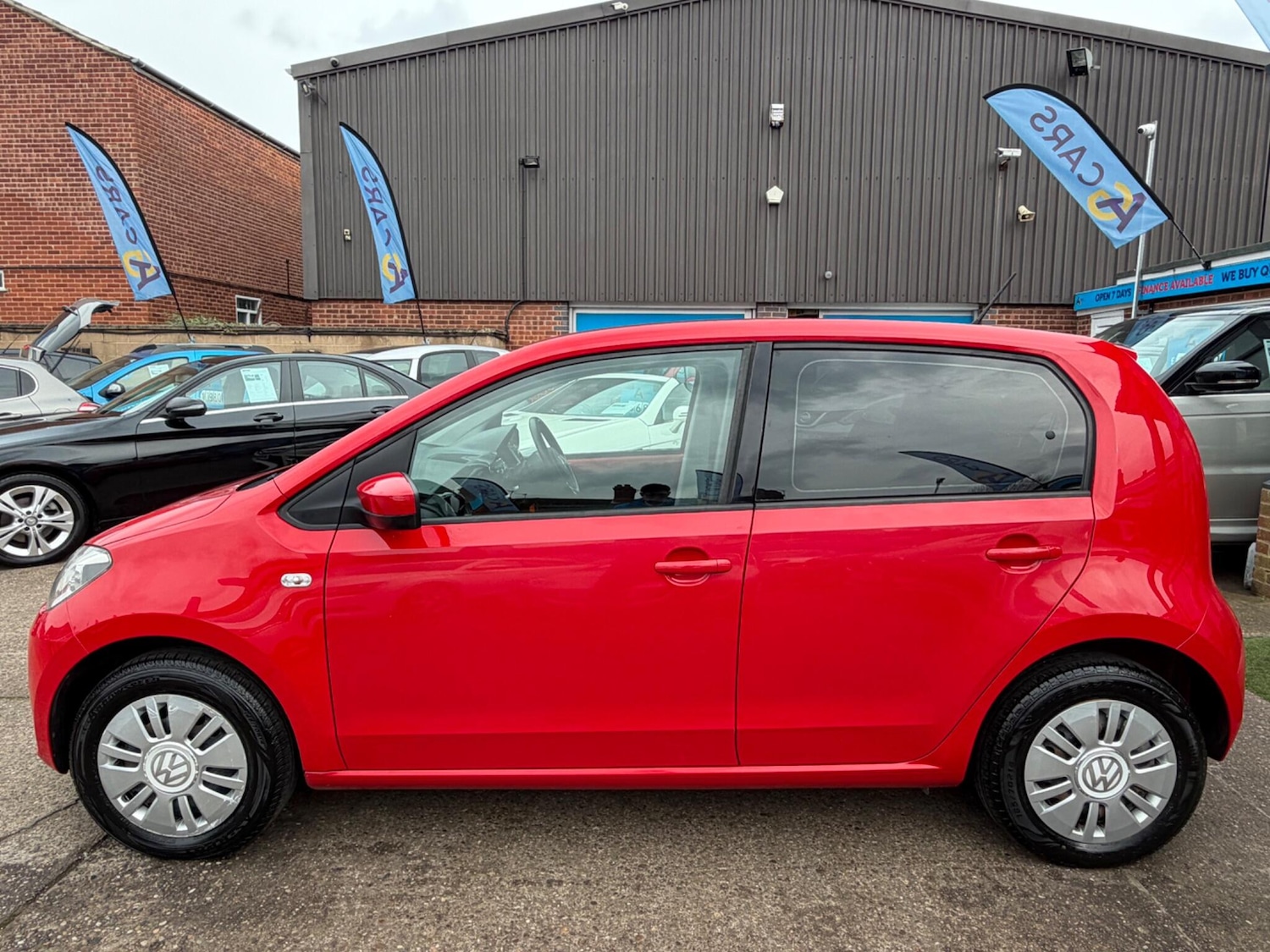 Used Volkswagen up! 2013 for sale - 77994190: Photo 9