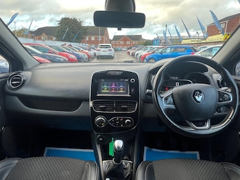Used Renault Clio 2017 for sale - 76399322: Photo