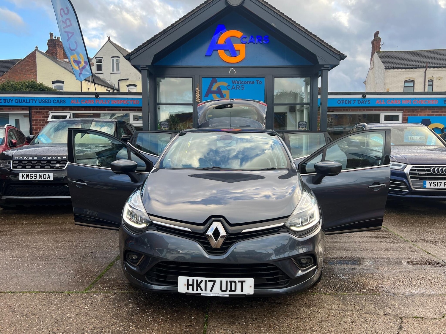 Used Renault Clio 2017 for sale - 76399322: Photo 61