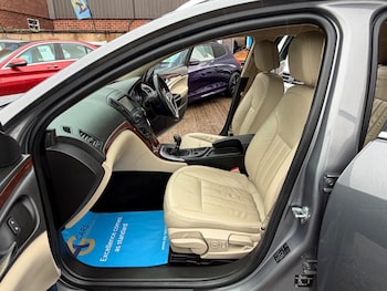 Used Vauxhall Insignia 2016 for sale - 77456328: Photo