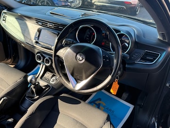 Used Alfa Romeo Giulietta 2016 for sale - 78374926: Photo