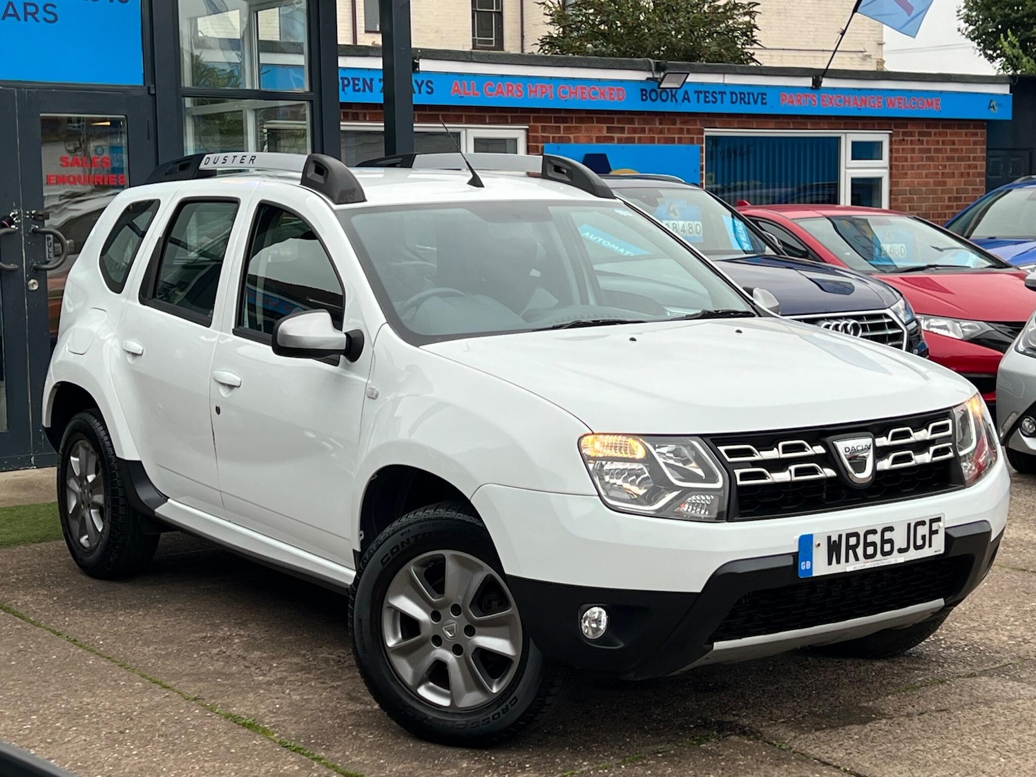 Used Dacia Duster 2016 for sale - 76238700: Photo 1