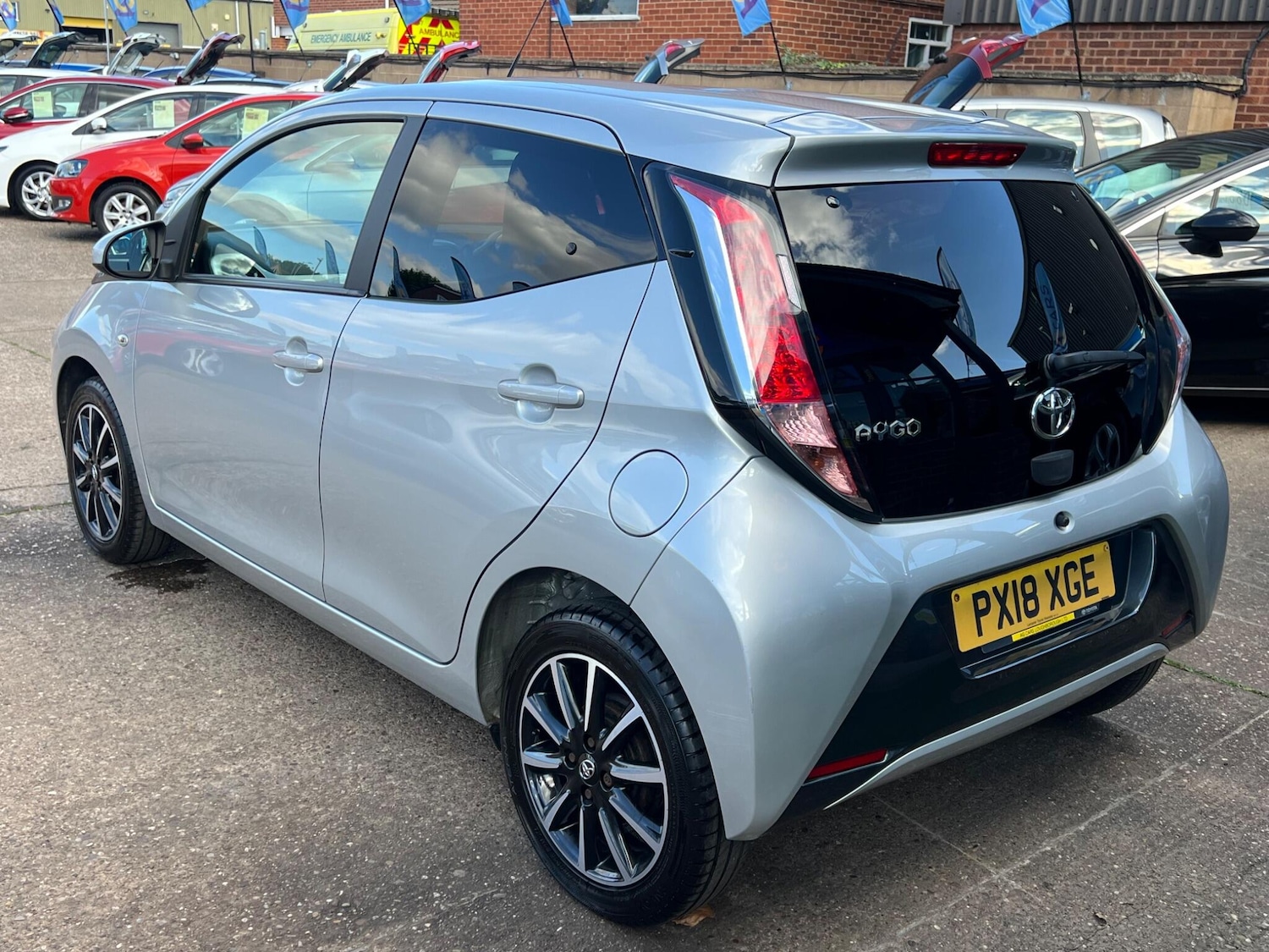 Used Toyota AYGO 2018 for sale - 76001828: Photo 11