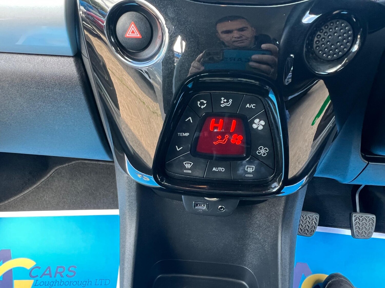 Used Toyota AYGO 2018 for sale - 76001828: Photo 23