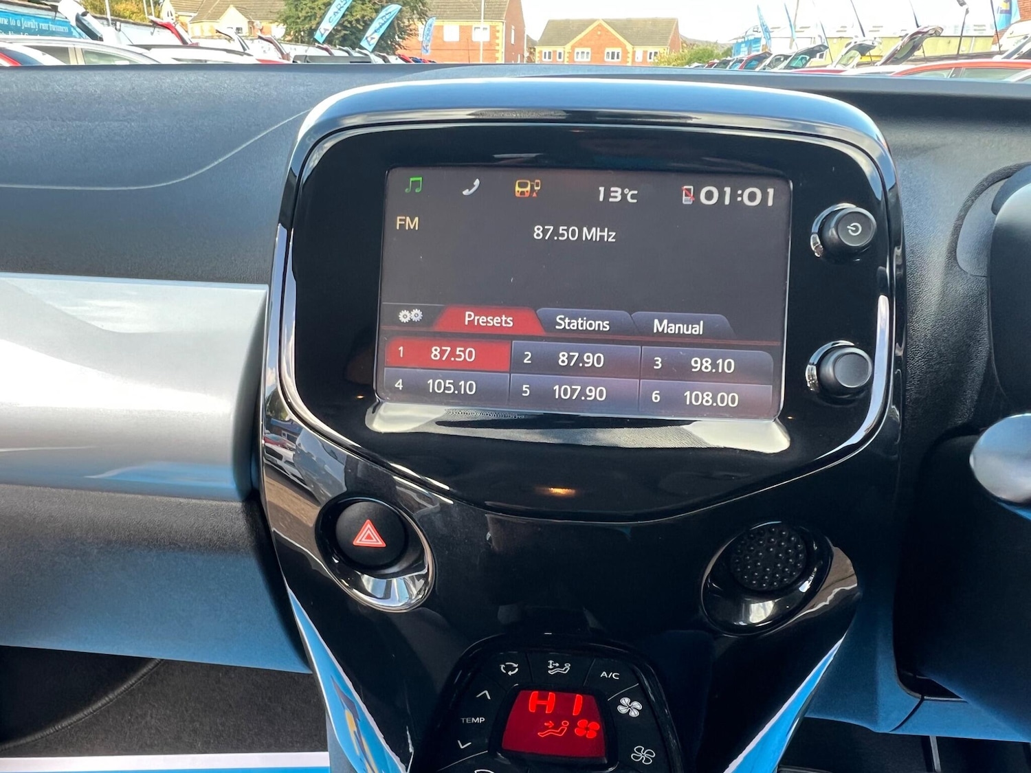 Used Toyota AYGO 2018 for sale - 76001828: Photo 24