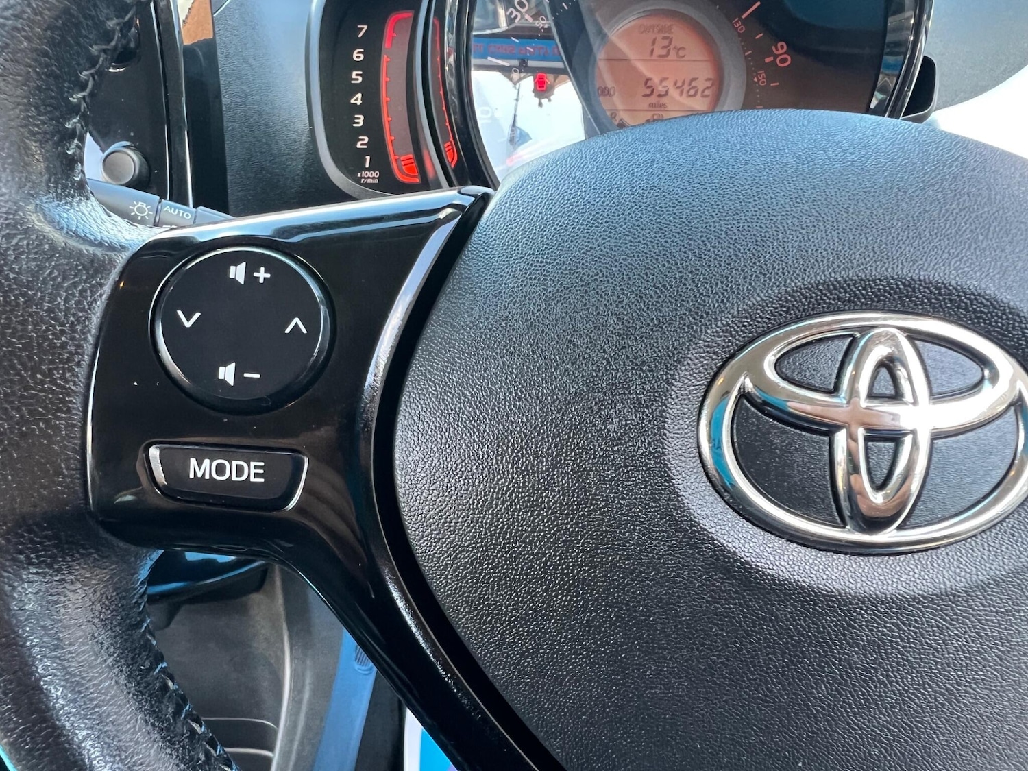 Used Toyota AYGO 2018 for sale - 76001828: Photo 25