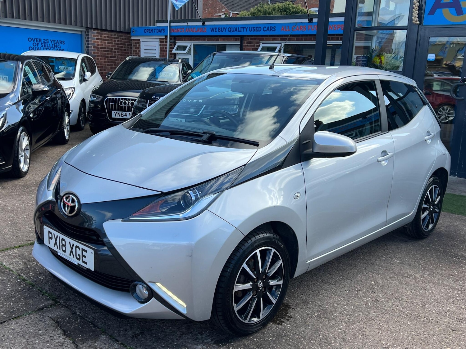 Used Toyota AYGO 2018 for sale - 76001828: Photo 46