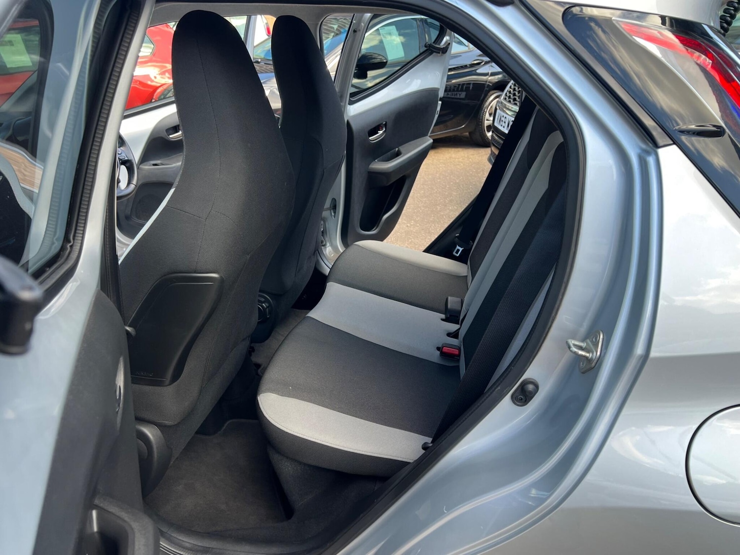 Used Toyota AYGO 2018 for sale - 76001828: Photo 5