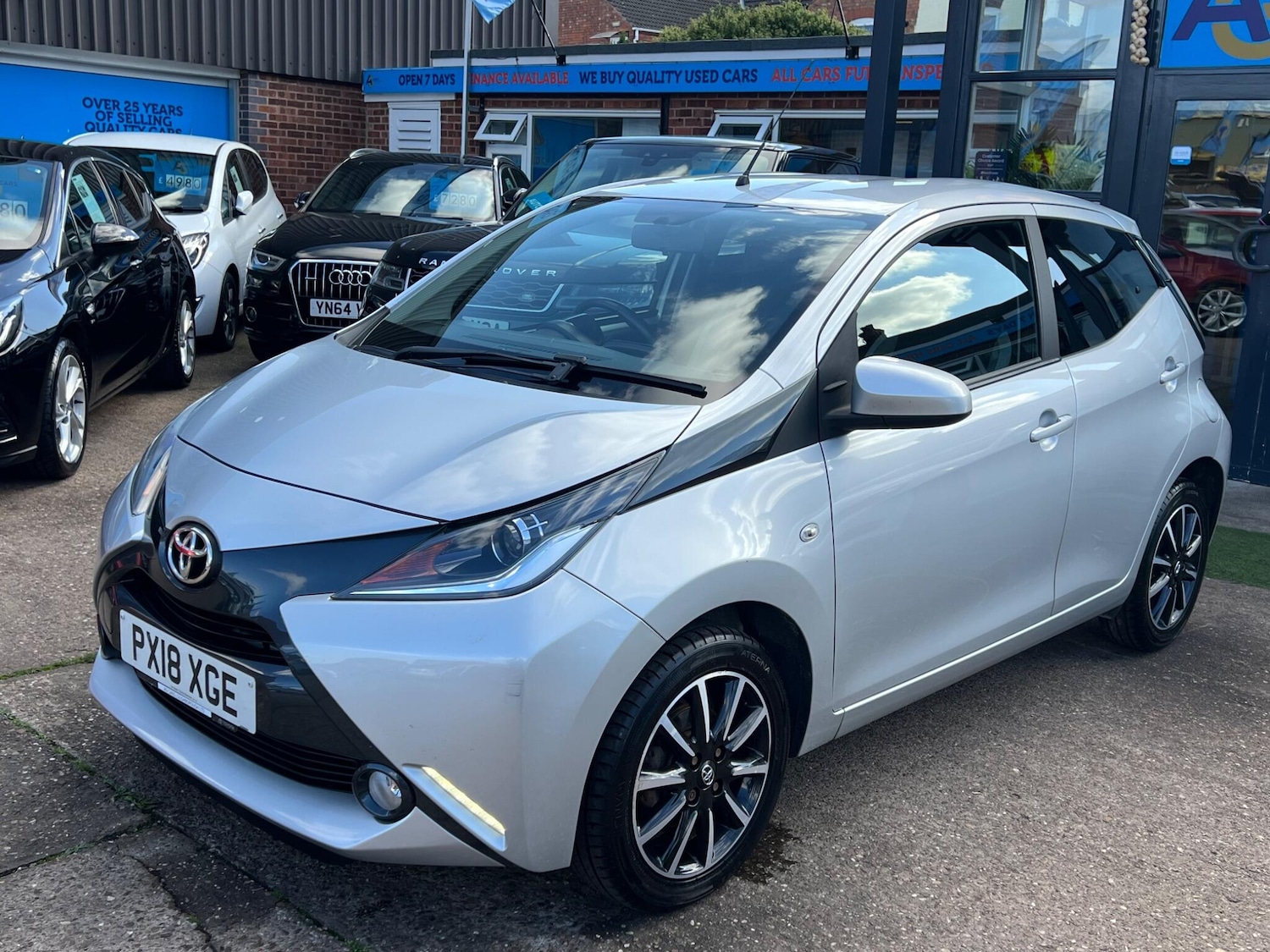 Used Toyota AYGO 2018 for sale - 76001828: Photo 55