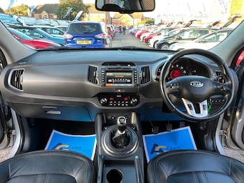 Used Kia Sportage 2012 for sale - 76072112: Photo 2