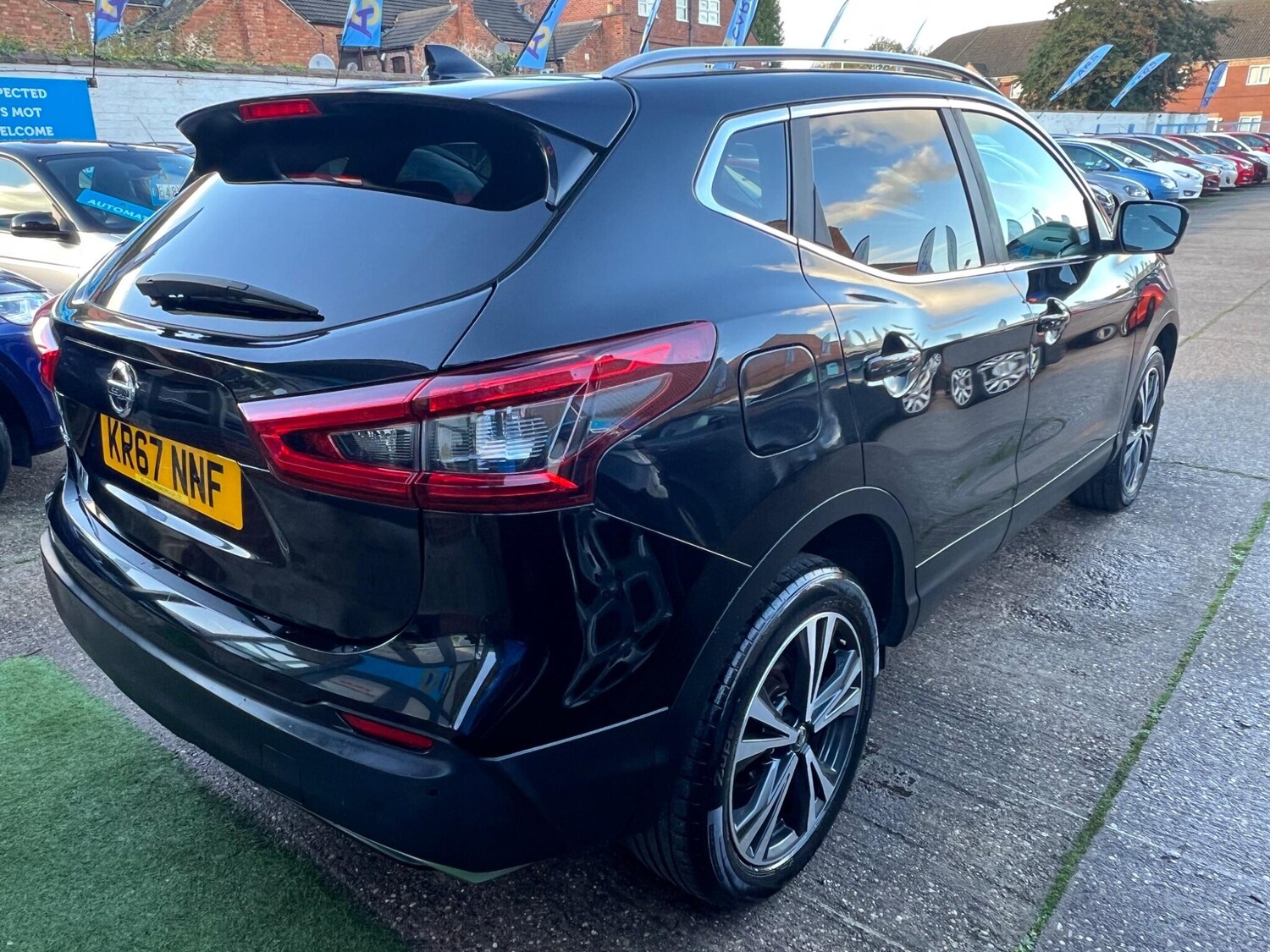 Used Nissan Qashqai 2017 for sale - 76370555: Photo 11