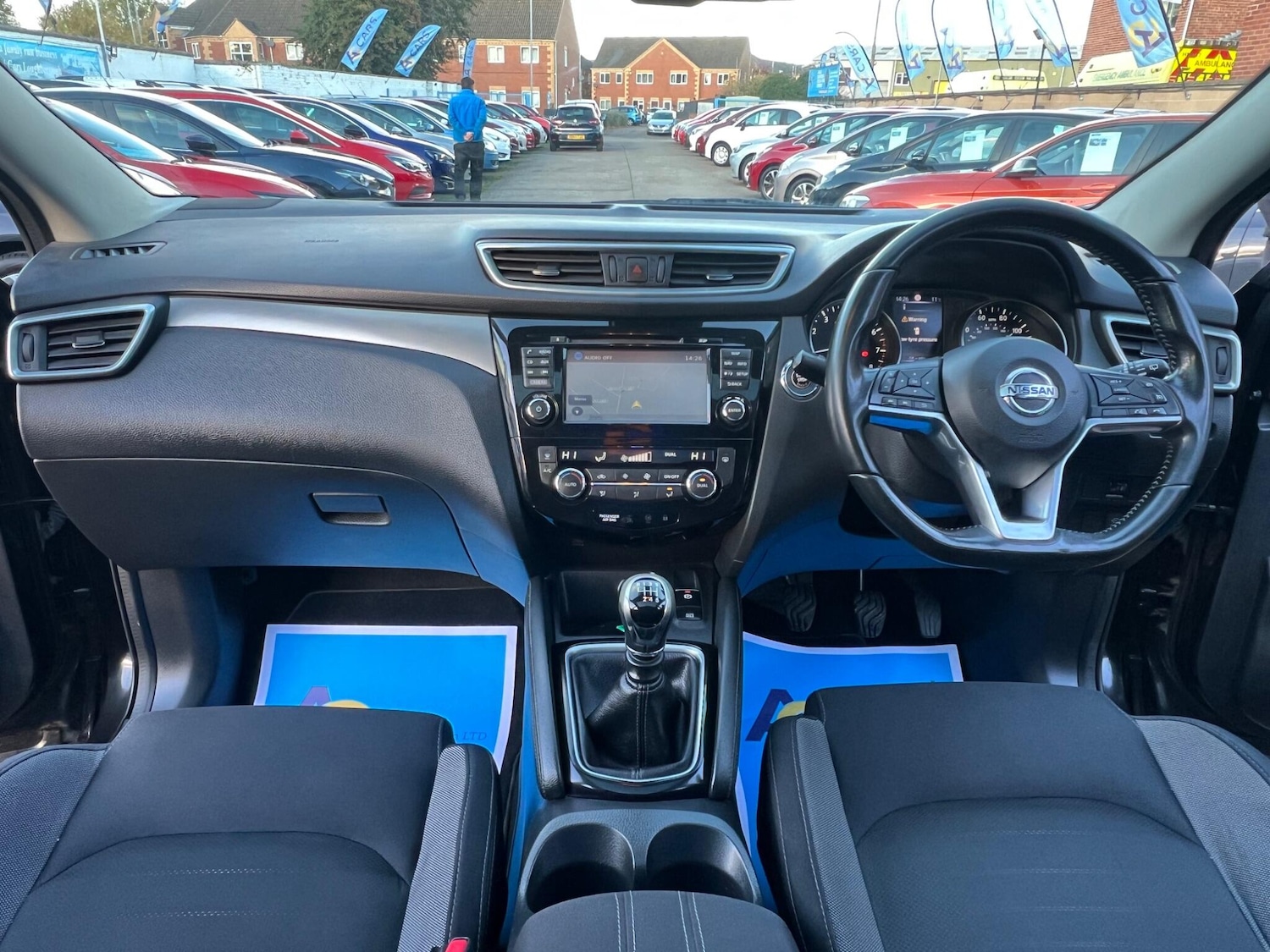 Used Nissan Qashqai 2017 for sale - 76370555: Photo 28