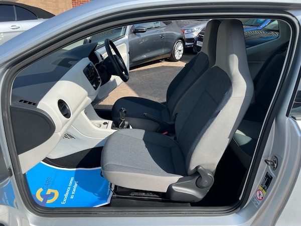 Used Volkswagen up! 2013 for sale - 75531185: Photo 4