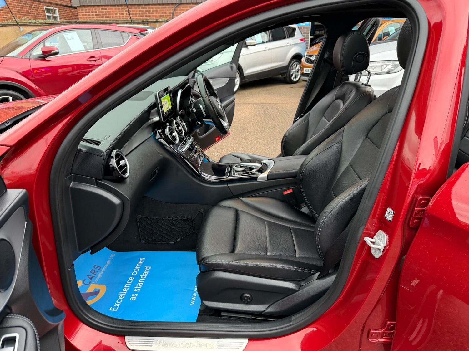 Used Mercedes-Benz C Class 2015 for sale - 77163240: Photo 4