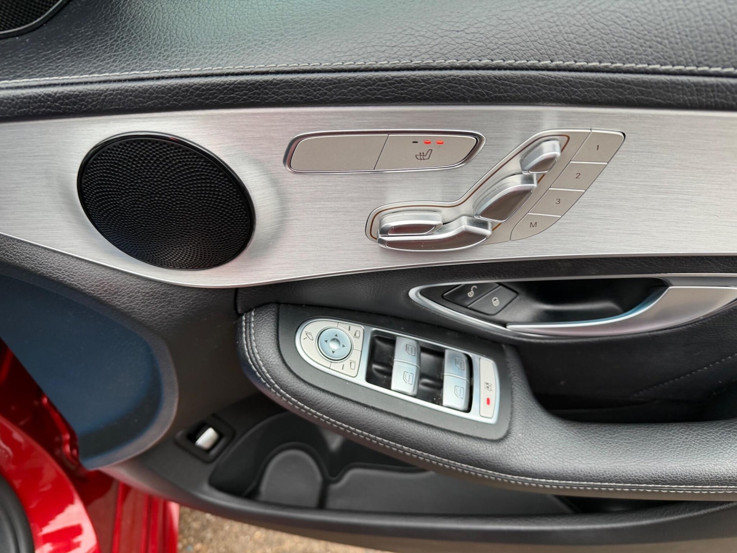 Used Mercedes-Benz C Class 2015 for sale - 77163240: Photo 41