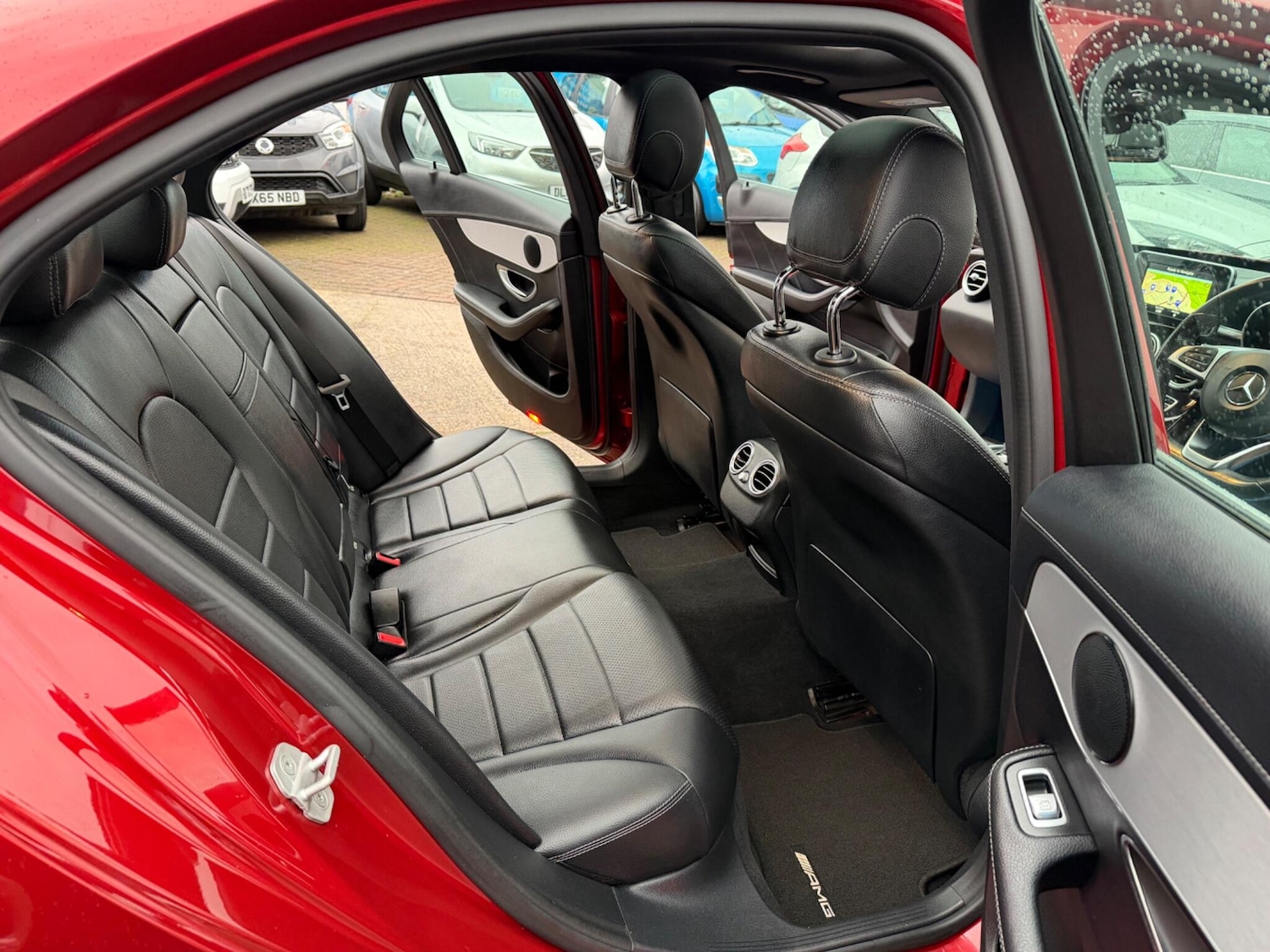 Used Mercedes-Benz C Class 2015 for sale - 77163240: Photo 43