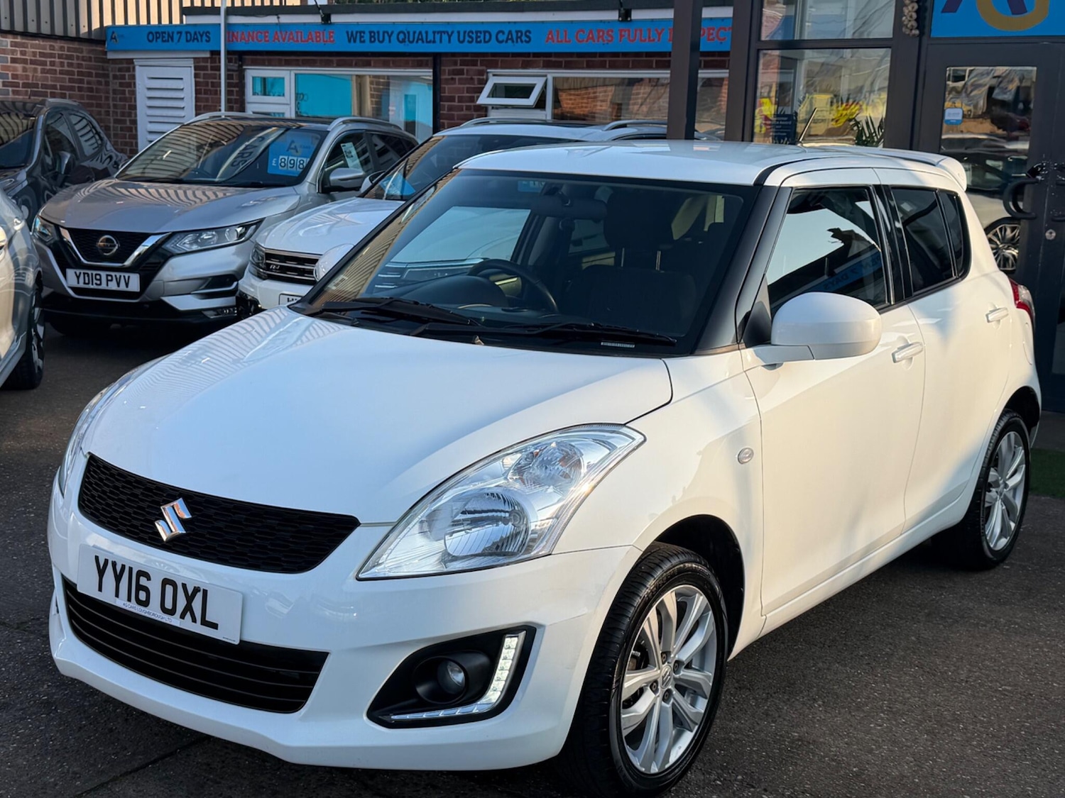 Used Suzuki Swift 2016 for sale - 77753015: Photo 11