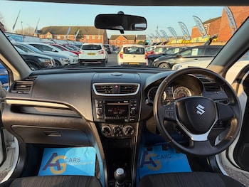 Used Suzuki Swift 2016 for sale - 77753015: Photo