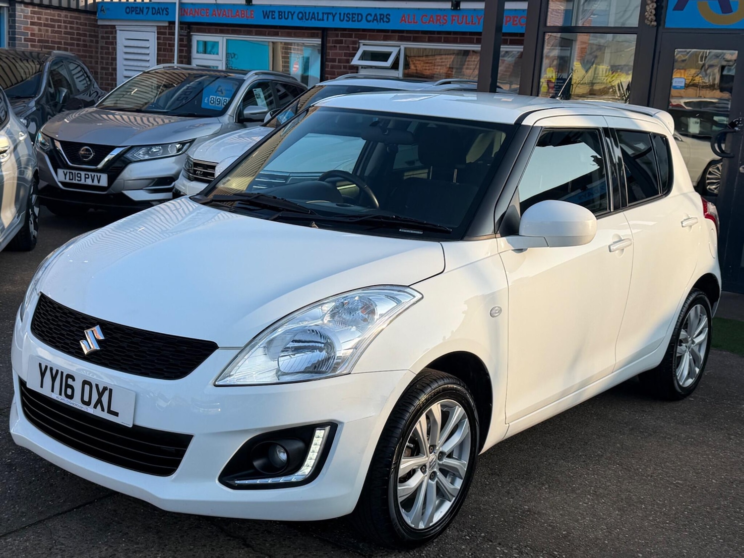 Used Suzuki Swift 2016 for sale - 77753015: Photo 40