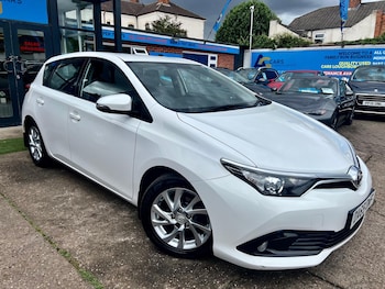 Toyota - Auris