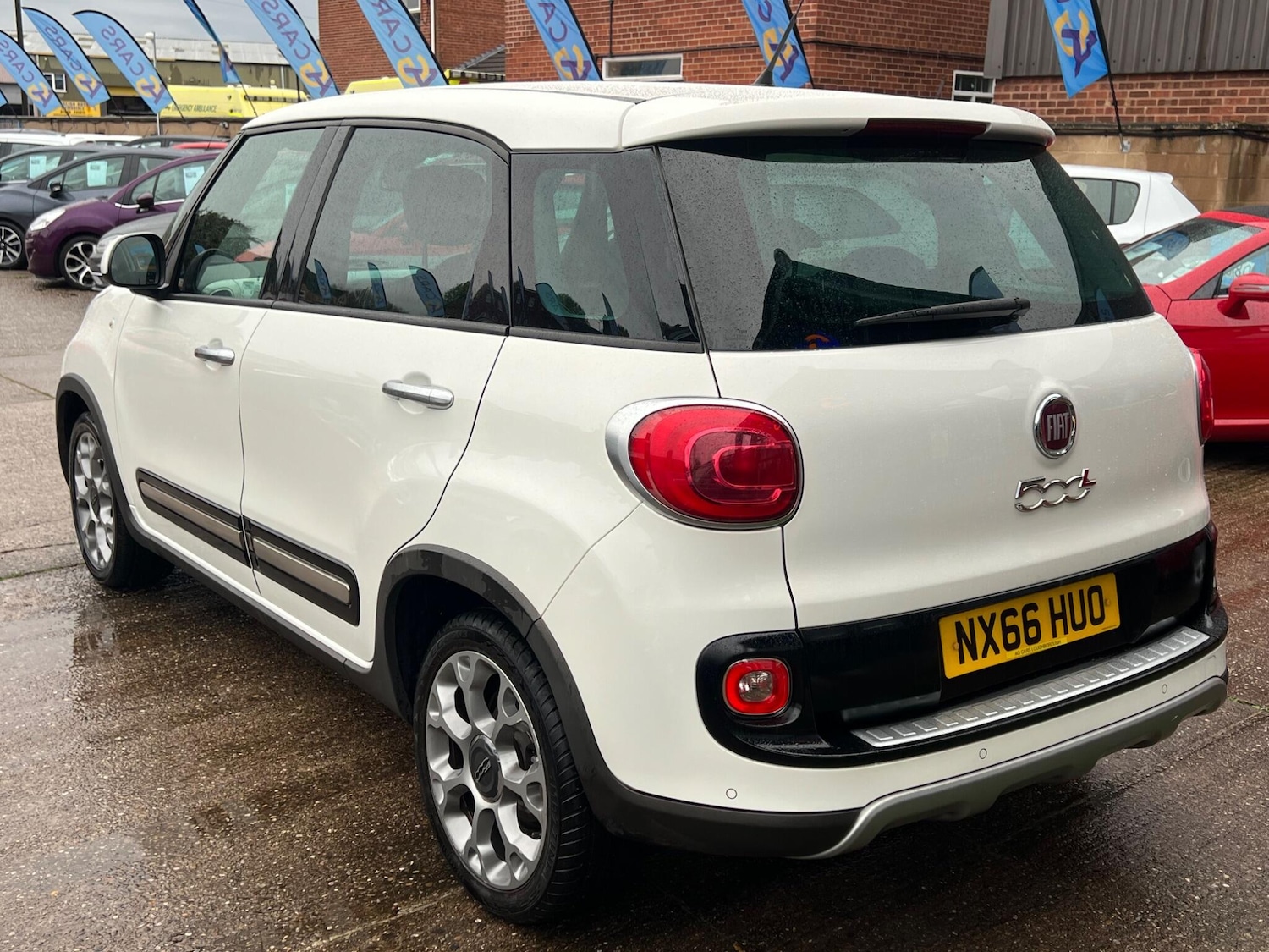 Used Fiat 500L 2016 for sale - 76522165: Photo 11