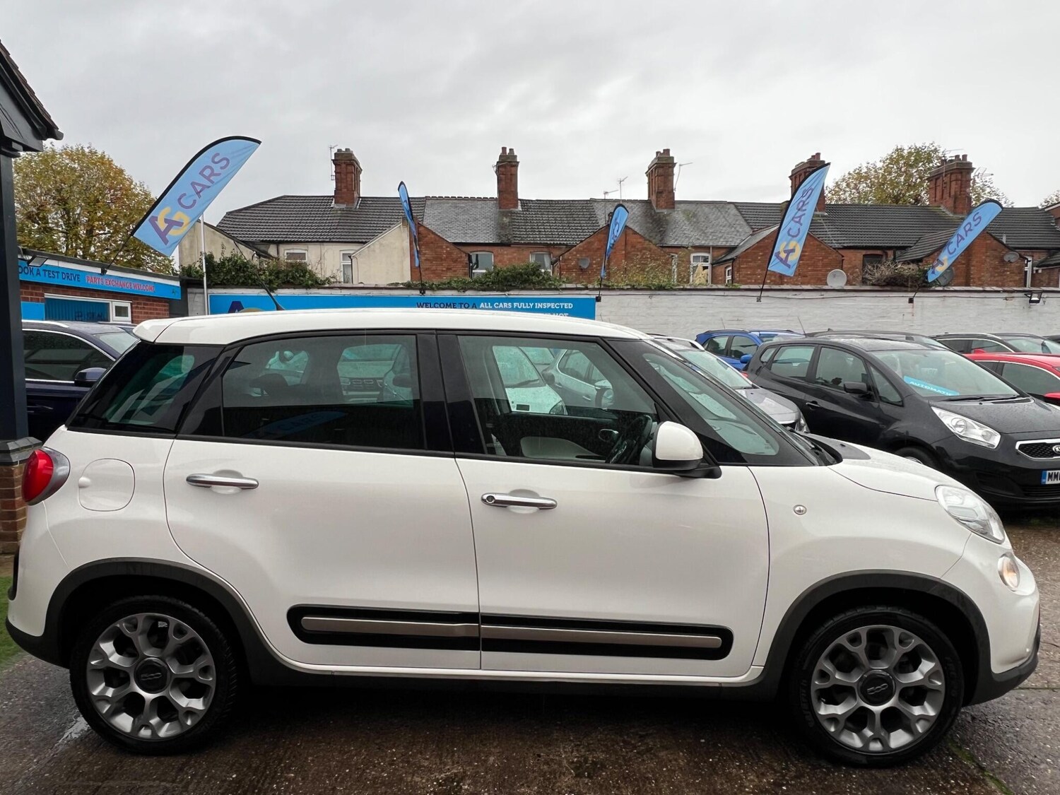 Used Fiat 500L 2016 for sale - 76522165: Photo 45