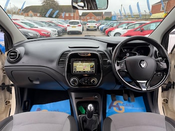 Used Renault Captur 2014 for sale - 77467878: Photo