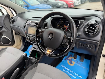 Used Renault Captur 2014 for sale - 77467878: Photo