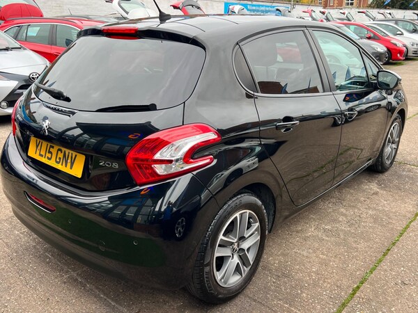 Used Peugeot 208 2015 for sale - 76283879: Photo 10