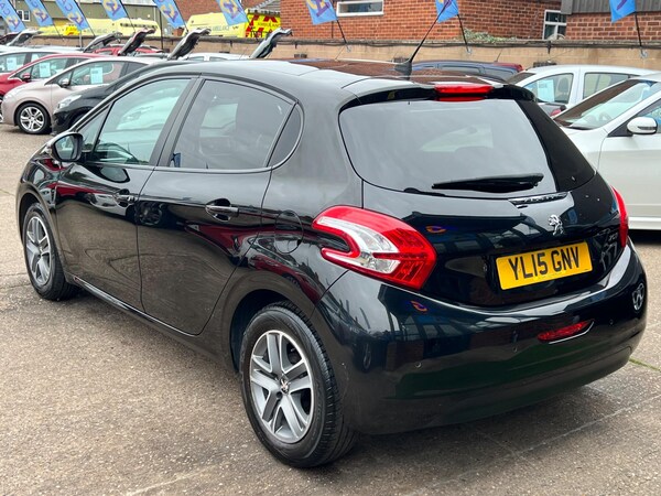 Used Peugeot 208 2015 for sale - 76283879: Photo 16