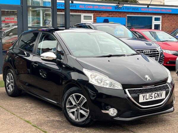 Used Peugeot 208 2015 for sale - 76283879: Photo 1