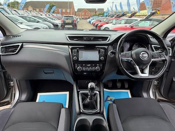 Used Nissan Qashqai 2018 for sale - 79348592: Photo