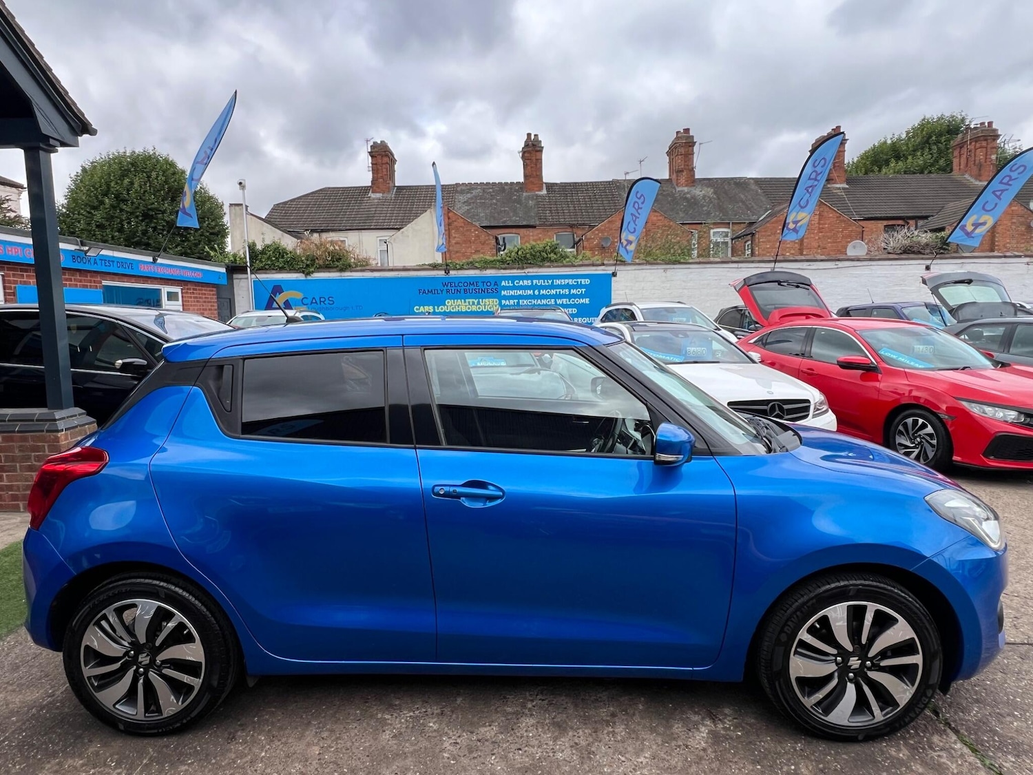 Used Suzuki Swift 2018 for sale - 75991039: Photo 8