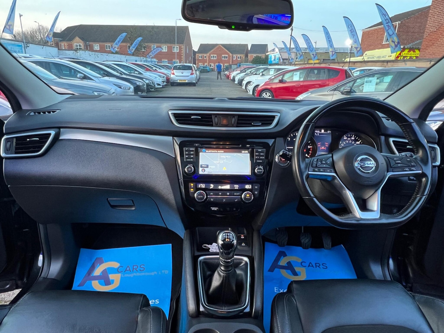 Used Nissan Qashqai 2018 for sale - 77939851: Photo 2