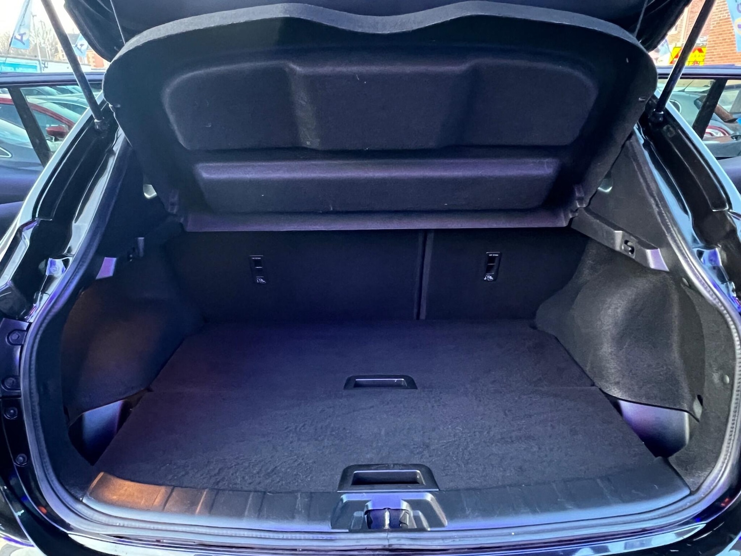 Used Nissan Qashqai 2018 for sale - 77939851: Photo 67