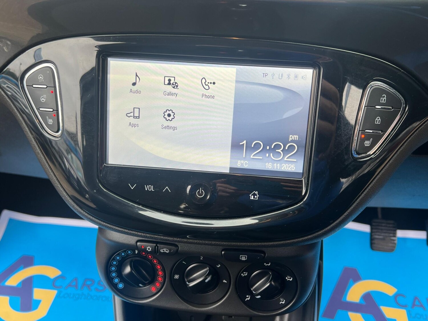 Used Vauxhall Corsa 2015 for sale - 75589435: Photo 23