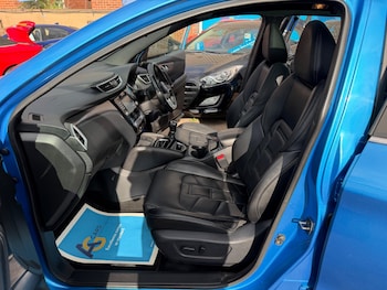 Used Nissan Qashqai 2017 for sale - 79472338: Photo