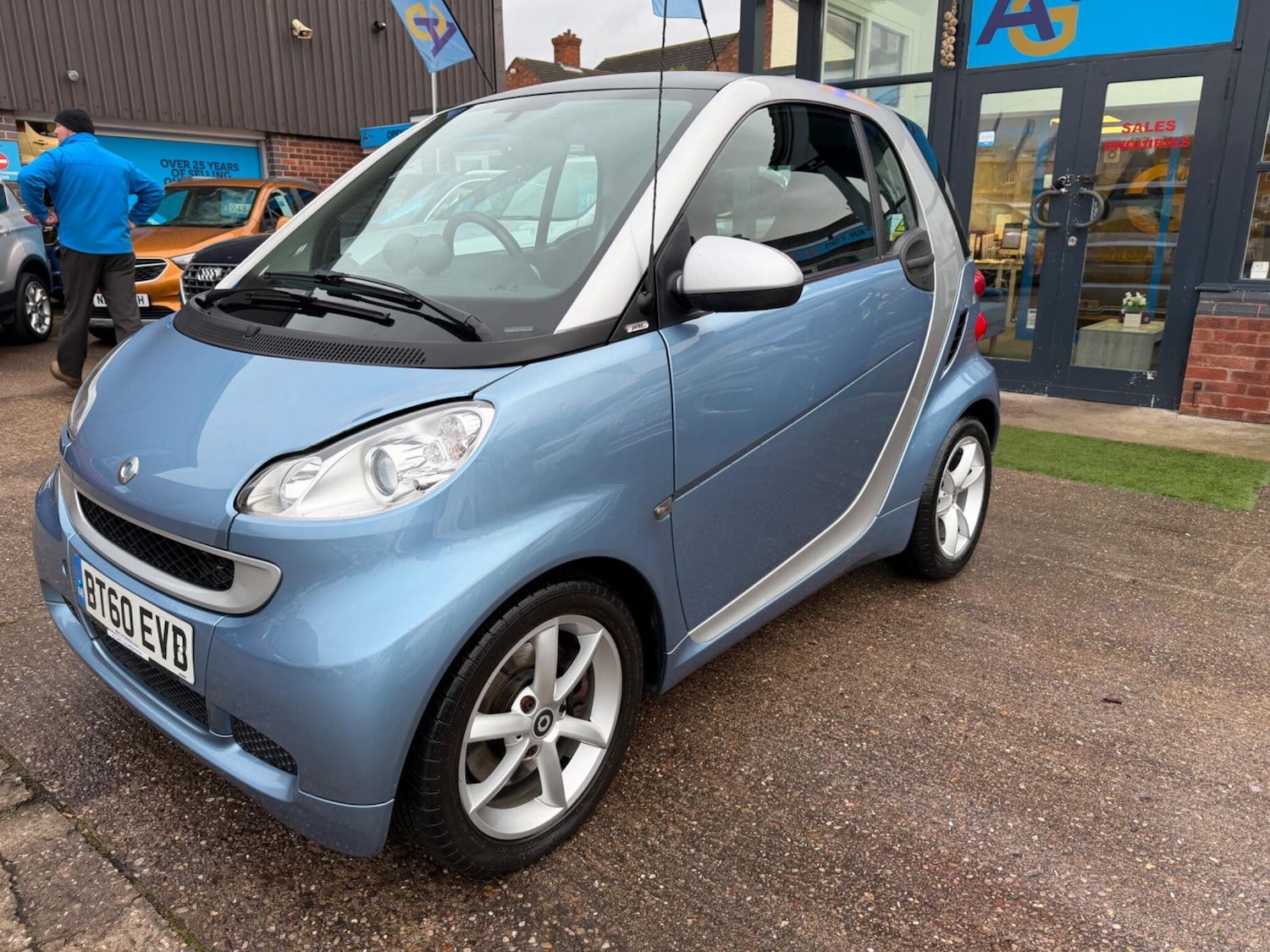 Used smart fortwo 2010 for sale - 77155252: Photo 14