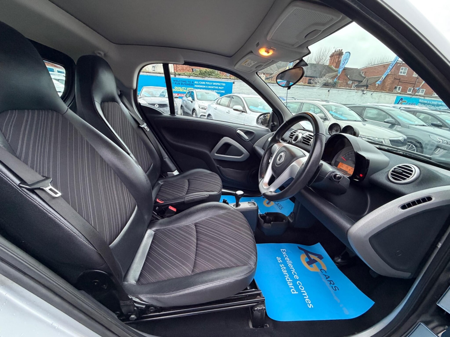 Used smart fortwo 2010 for sale - 77155252: Photo 4