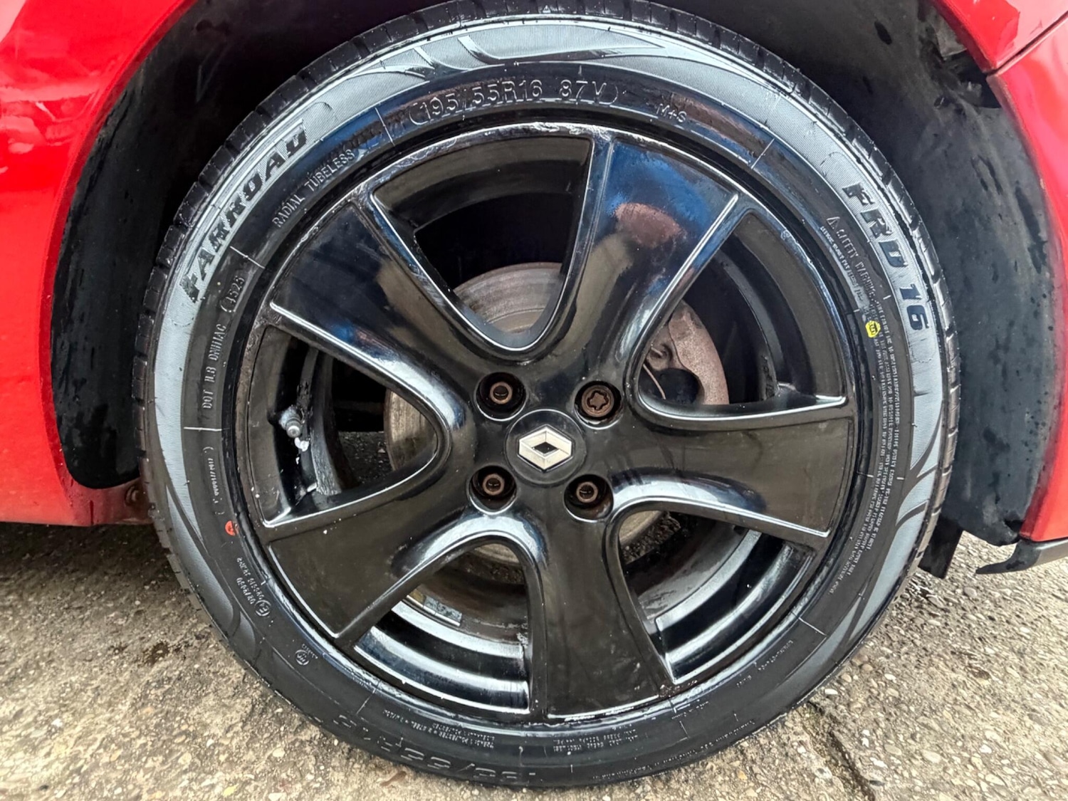 Used Renault Clio 2015 for sale - 77537338: Photo 21