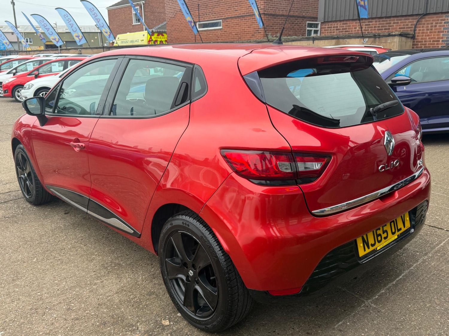 Used Renault Clio 2015 for sale - 77537338: Photo 27