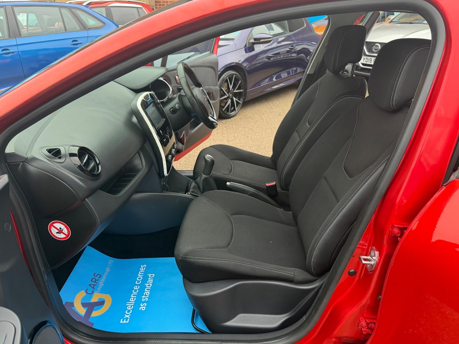 Used Renault Clio 2015 for sale - 77537338: Photo 43