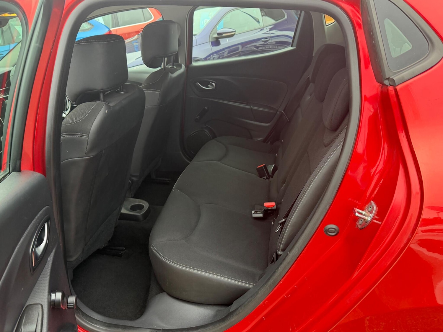 Used Renault Clio 2015 for sale - 77537338: Photo 49