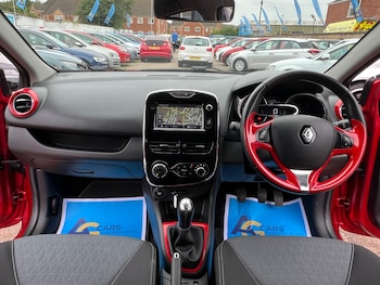 Used Renault Clio 2015 for sale - 75401144: Photo