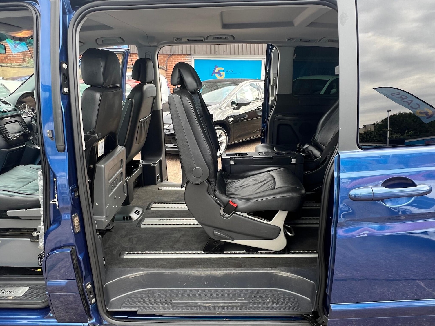 Used Mercedes-Benz Viano 2008 for sale - 76084947: Photo 28
