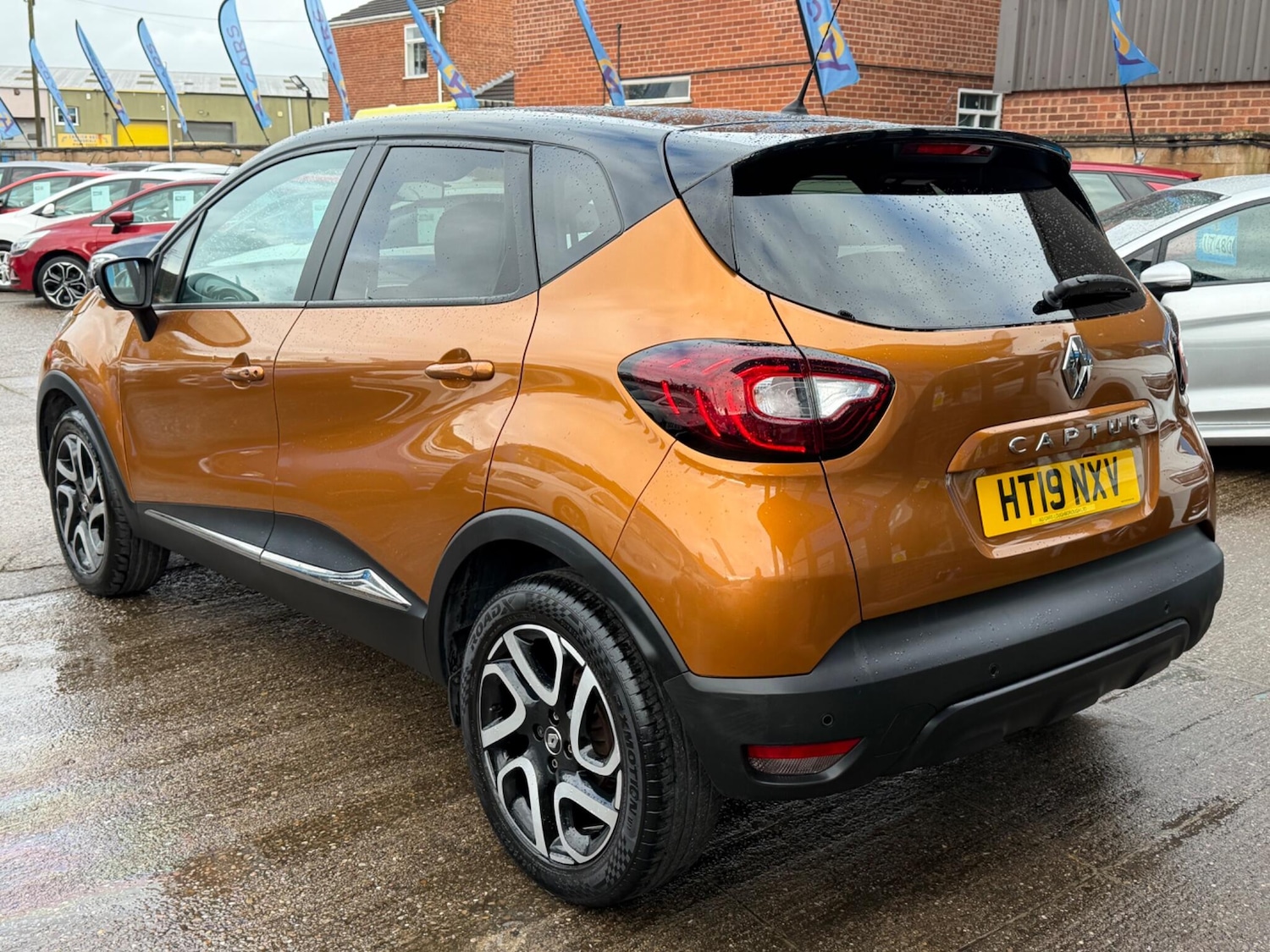 Used Renault Captur for sale - 77737843: Photo 14