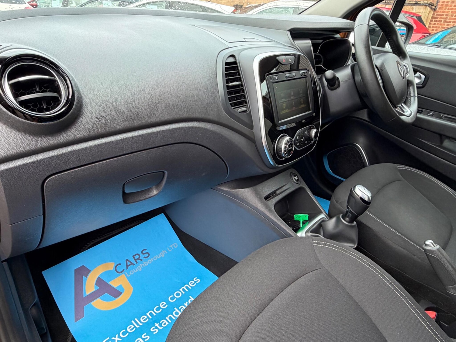 Used Renault Captur for sale - 77737843: Photo 26