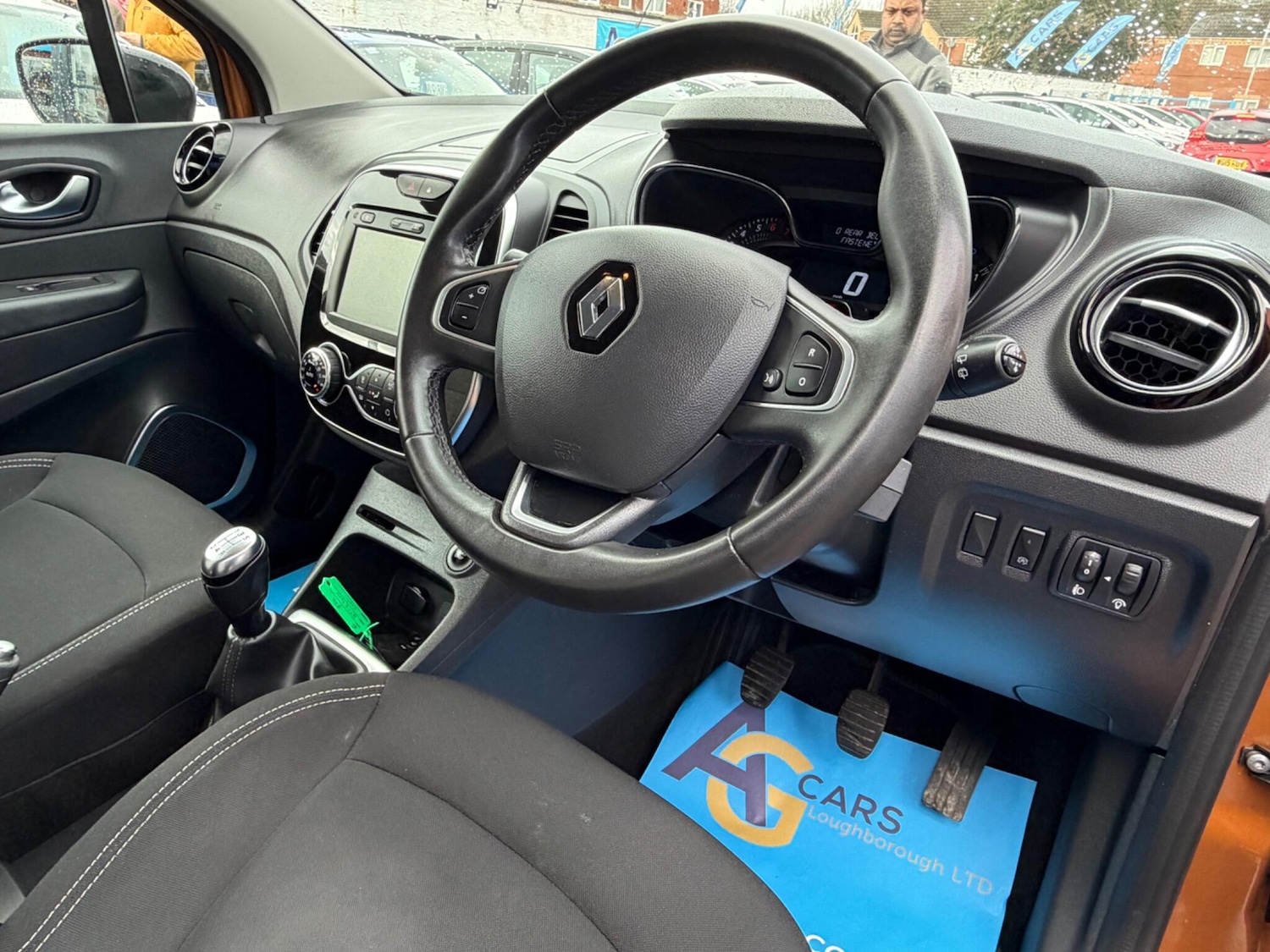 Used Renault Captur for sale - 77737843: Photo 30